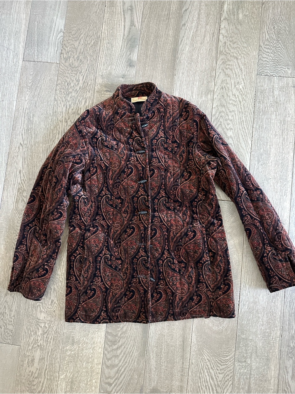 Vintage Black & Rust Paisley Toggle Mandarin